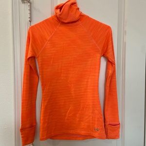 Under Armour All Season Gear Long Sleeve- Small